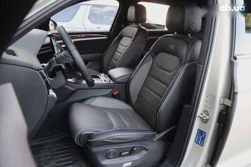 Volkswagen Touareg 2023 - фото 9