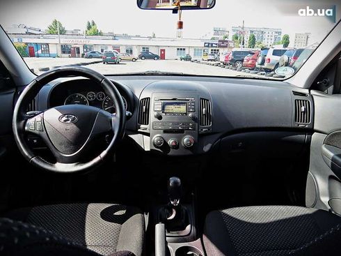 Hyundai i30 2011 - фото 15
