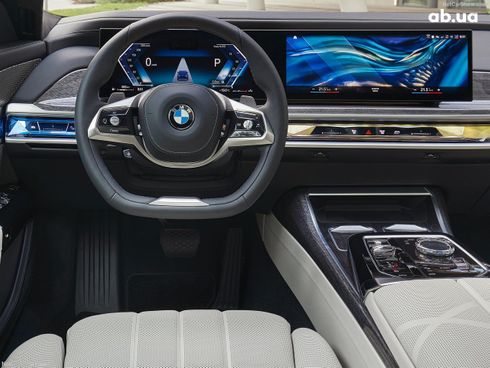 BMW 7 серия 2023 - фото 13