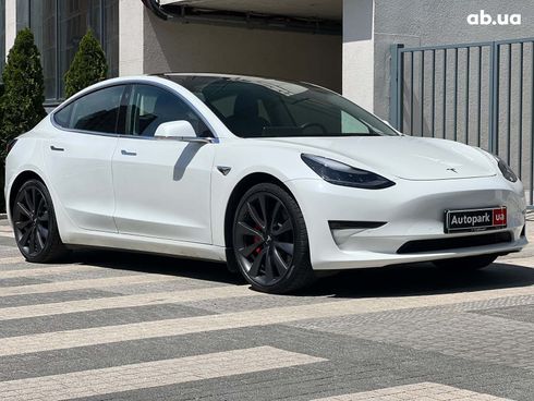 Tesla Model 3 2020 белый - фото 21