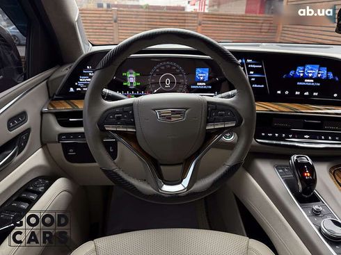 Cadillac Escalade 2022 - фото 29