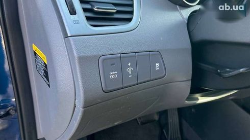 Hyundai Elantra 2015 - фото 11