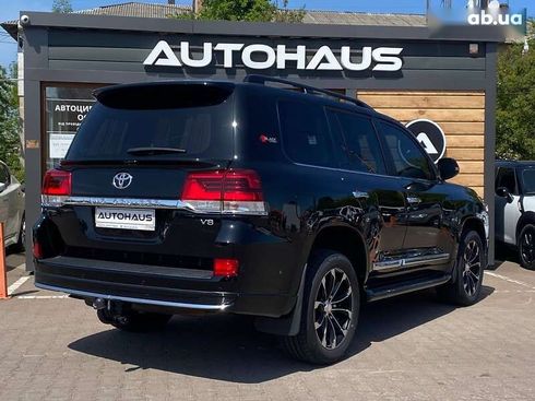 Toyota Land Cruiser 2020 - фото 8