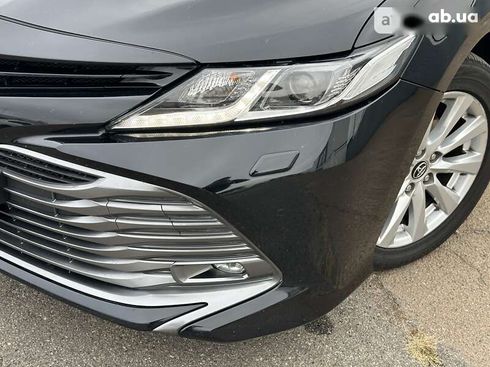 Toyota Camry 2017 - фото 13