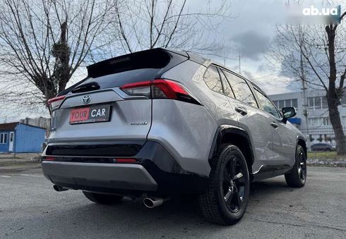 Toyota RAV4 2020 - фото 23