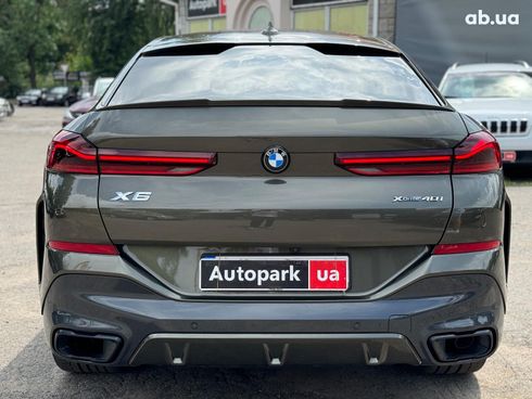 BMW X6 2022 зеленый - фото 14