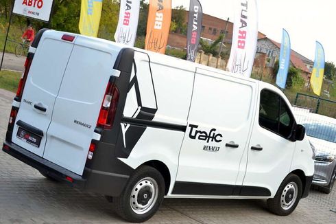 Renault Trafic 2020 - фото 14