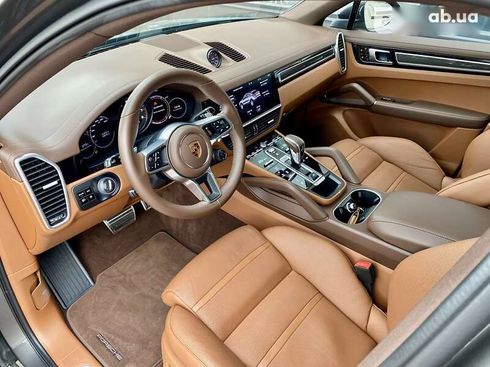 Porsche Cayenne Coupe 2020 - фото 25