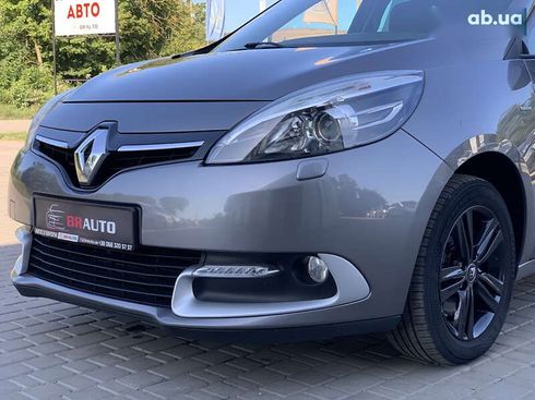 Renault Scenic 2015 - фото 11