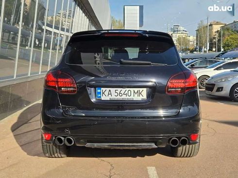 Porsche Cayenne 2010 - фото 9