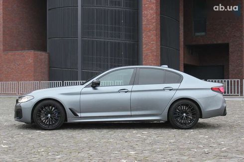 BMW 5 серия 2019 - фото 13