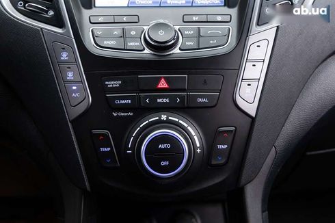 Hyundai Grand Santa Fe 2014 - фото 28