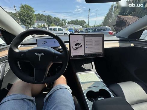 Tesla Model Y 2024 - фото 27