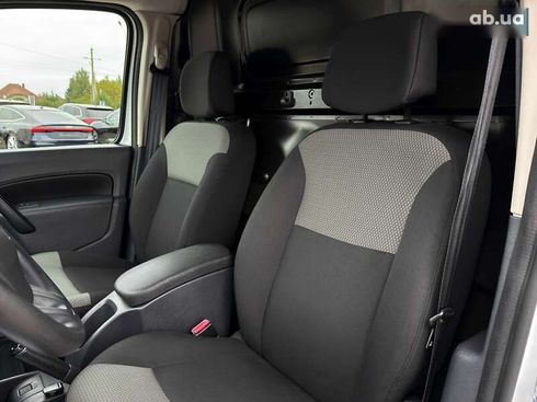 Renault Kangoo 2018 - фото 28