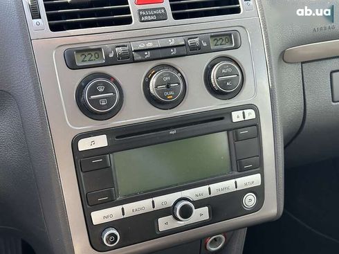 Volkswagen Touran 2008 - фото 19
