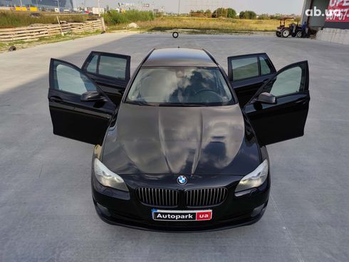 BMW 5 серия 2012 черный - фото 16