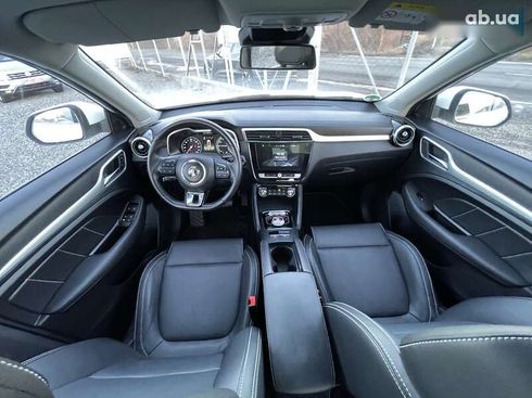 MG ZS EV 2021 - фото 24