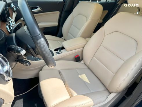 Mercedes-Benz GLA-Класс 2019 синий - фото 26