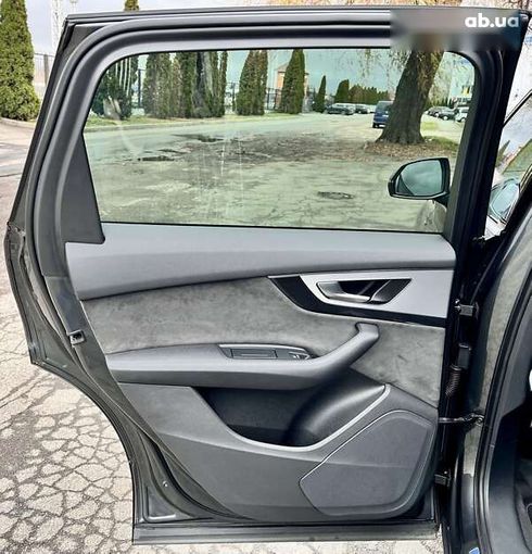Audi Q7 2016 - фото 29
