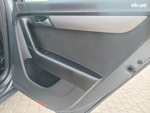 Volkswagen passat b7 2011 серый - фото 19
