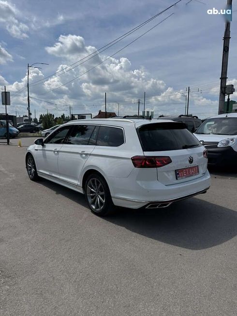 Volkswagen Passat 2021 - фото 6