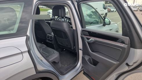 Volkswagen Touareg 2021 - фото 11