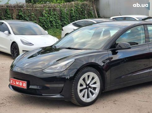 Tesla Model 3 2021 - фото 4
