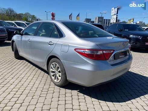Toyota Camry 2017 - фото 5