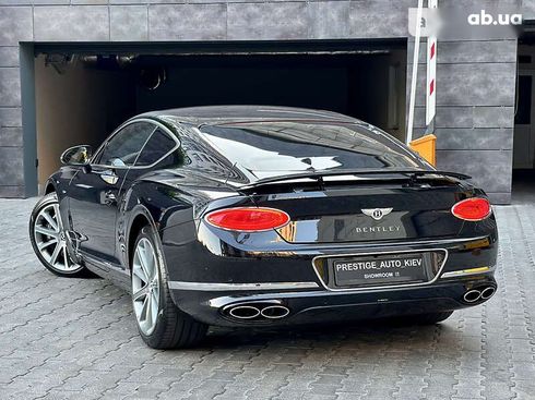 Bentley Continental GT 2020 - фото 29