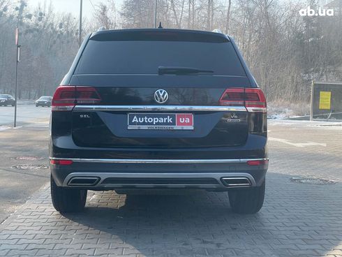 Volkswagen Atlas 2017 черный - фото 12