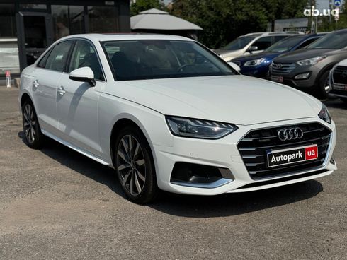 Audi A4 2023 белый - фото 3