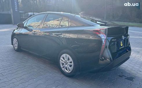 Toyota Prius 2016 - фото 4