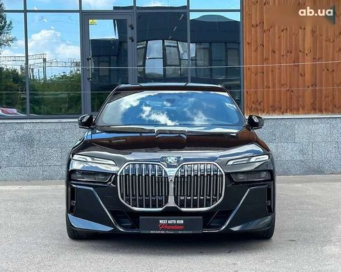 BMW 7 серия 2024 - фото 18