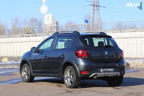 Renault Sandero 2021 - фото 6