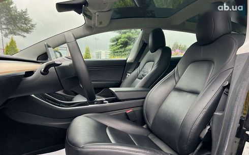 Tesla Model 3 2020 - фото 16