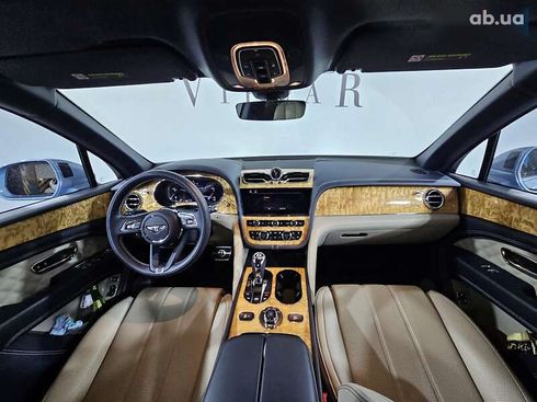 Bentley Bentayga 2022 - фото 17