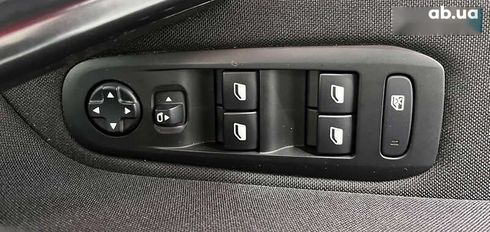Peugeot 308 2018 - фото 12