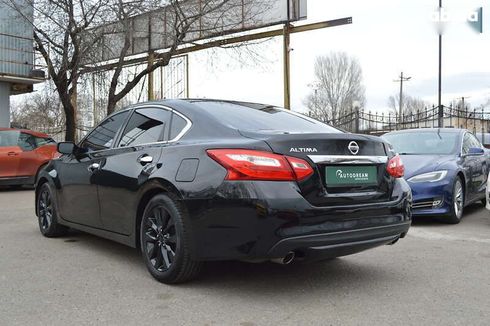Nissan Altima 2015 - фото 6