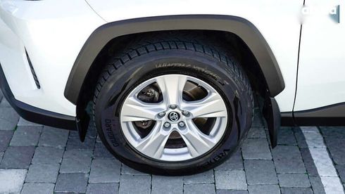 Toyota RAV4 2019 - фото 12