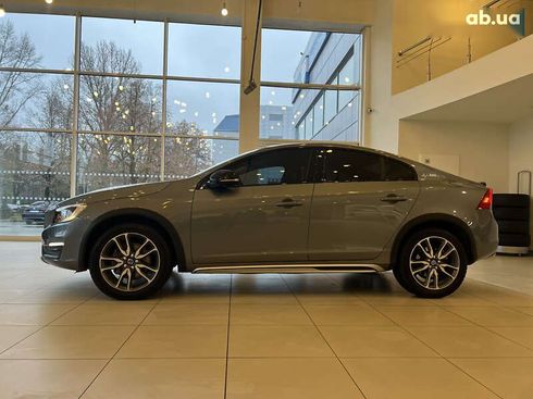 Volvo S60 2015 - фото 3