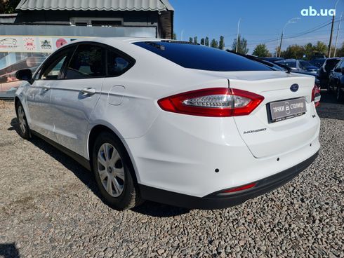 Ford Mondeo 2016 белый - фото 6