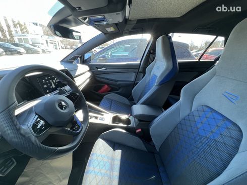 Volkswagen Golf R 2023 - фото 30