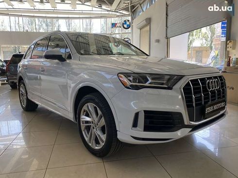 Audi Q7 2020 - фото 8