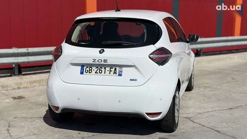 Renault Zoe 2021 - фото 9