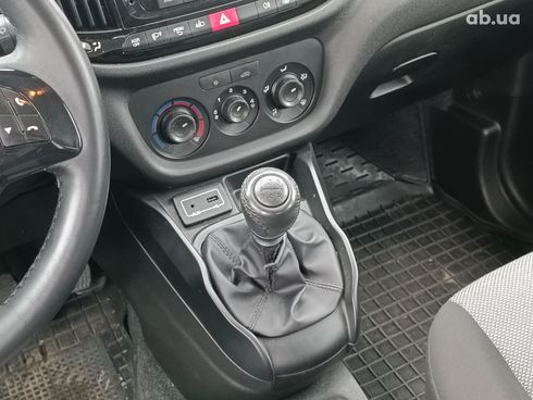 Fiat Doblo 2017 белый - фото 14