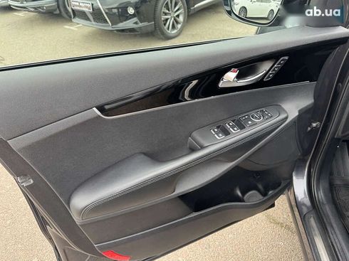 Kia Sorento 2016 - фото 16