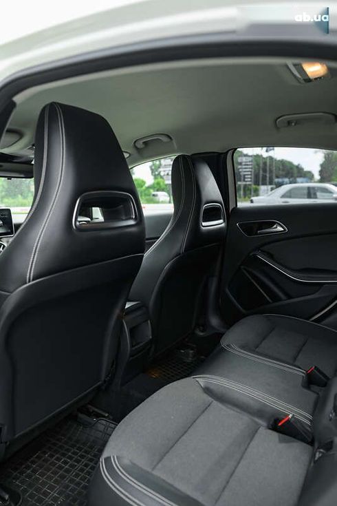 Mercedes-Benz A-Класс 2016 - фото 25