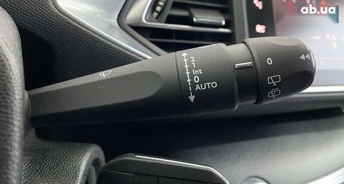 Peugeot 308 2018 - фото 16