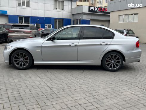 BMW 3 серия 2011 серый - фото 8