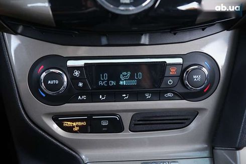 Ford Focus 2011 - фото 20